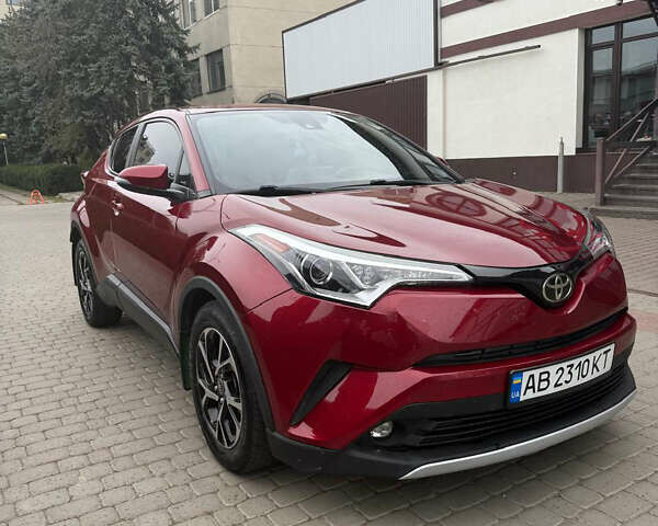 Червоний Тойота C-HR EV, об'ємом двигуна 2 л та пробігом 90 тис. км за 19100 $, фото 1 на Automoto.ua