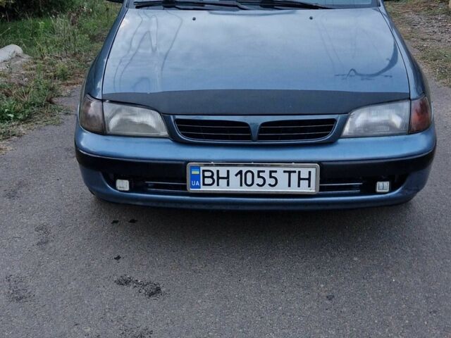 Серый Тойота Carina E, объемом двигателя 2 л и пробегом 355 тыс. км за 2900 $, фото 1 на Automoto.ua