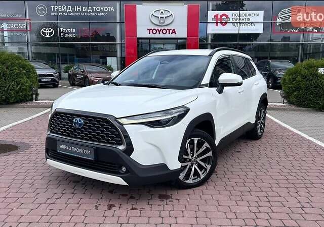 Білий Тойота Corolla Cross, об'ємом двигуна 2 л та пробігом 37 тис. км за 31900 $, фото 1 на Automoto.ua