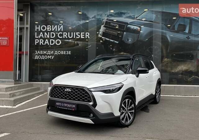 Білий Тойота Corolla Cross, об'ємом двигуна 2 л та пробігом 1 тис. км за 38750 $, фото 1 на Automoto.ua