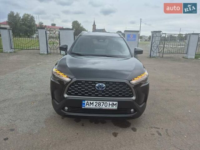 Черный Тойота Corolla Cross, объемом двигателя 2 л и пробегом 33 тыс. км за 32500 $, фото 1 на Automoto.ua