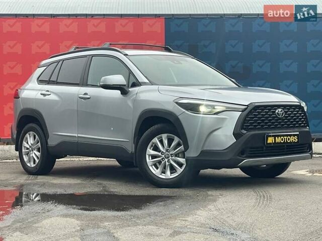 Серый Тойота Corolla Cross, объемом двигателя 2 л и пробегом 4 тыс. км за 24000 $, фото 1 на Automoto.ua
