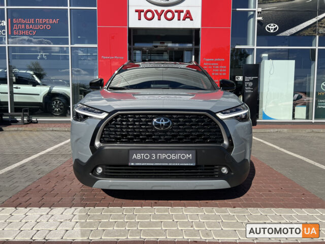 Серый Тойота Corolla Cross, объемом двигателя 2 л и пробегом 4 тыс. км за 38779 $, фото 1 на Automoto.ua