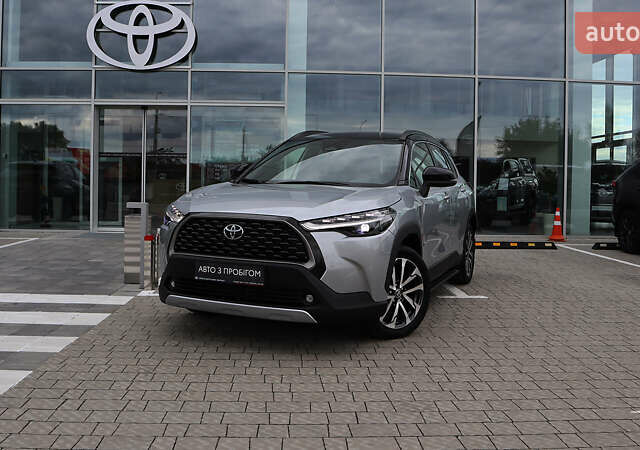 Серый Тойота Corolla Cross, объемом двигателя 1.99 л и пробегом 2 тыс. км за 37500 $, фото 1 на Automoto.ua