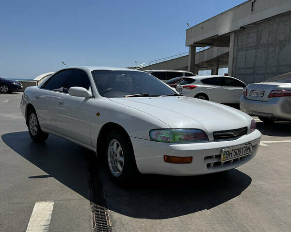Белый Тойота Corona Exiv, объемом двигателя 2 л и пробегом 280 тыс. км за 5000 $, фото 1 на Automoto.ua