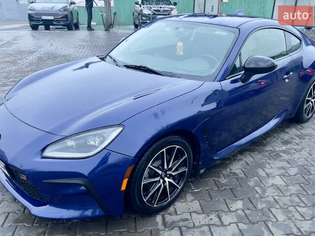 Синий Тойота GR86, объемом двигателя 2.39 л и пробегом 56 тыс. км за 22800 $, фото 1 на Automoto.ua