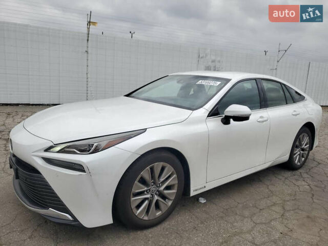 Белый Тойота Mirai, объемом двигателя 0 л и пробегом 49 тыс. км за 11700 $, фото 1 на Automoto.ua