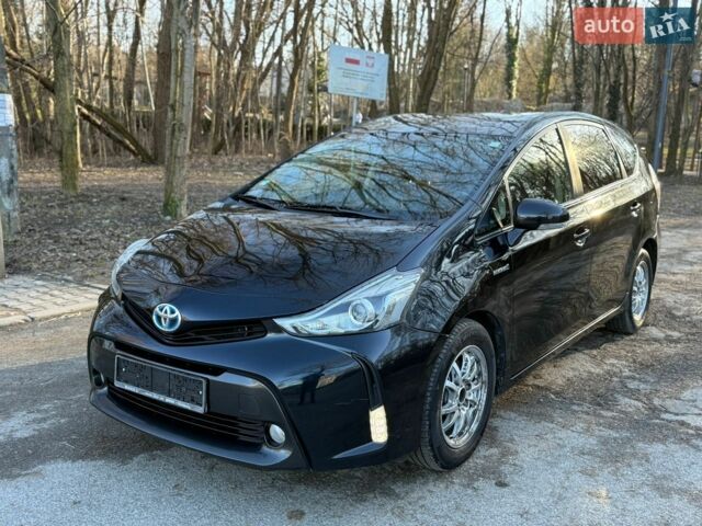 Черный Тойота Prius MPV, объемом двигателя 1.8 л и пробегом 450 тыс. км за 11000 $, фото 1 на Automoto.ua
