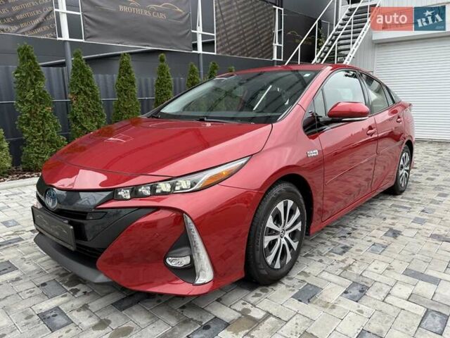 Червоний Тойота Prius Prime, об'ємом двигуна 1.8 л та пробігом 75 тис. км за 22499 $, фото 1 на Automoto.ua