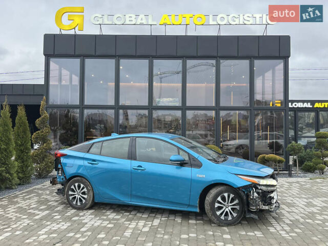 Тойота Prius Prime, объемом двигателя 1.8 л и пробегом 104 тыс. км за 12900 $, фото 1 на Automoto.ua