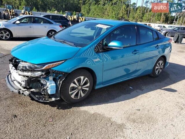 Синий Тойота Prius Prime, объемом двигателя 1.8 л и пробегом 130 тыс. км за 3000 $, фото 1 на Automoto.ua