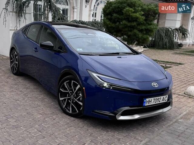 Синий Тойота Prius Prime, объемом двигателя 1.99 л и пробегом 11 тыс. км за 32000 $, фото 1 на Automoto.ua