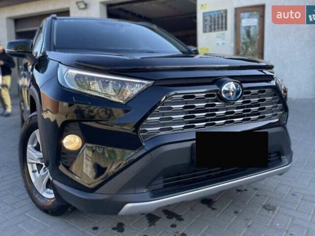 Черный Тойота RAV4 EV, объемом двигателя 2.5 л и пробегом 14 тыс. км за 36500 $, фото 1 на Automoto.ua
