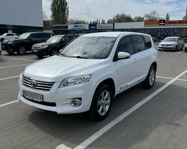 Тойота RAV4 EV, об'ємом двигуна 0 л та пробігом 113 тис. км за 13500 $, фото 1 на Automoto.ua