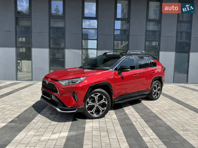 Красный Тойота RAV4 PHEV, объемом двигателя 2.49 л и пробегом 81 тыс. км за 42000 $, фото 1 на Automoto.ua