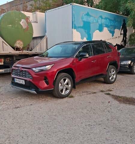 Красный Тойота RAV4 PHEV, объемом двигателя 2.4 л и пробегом 45 тыс. км за 29900 $, фото 1 на Automoto.ua