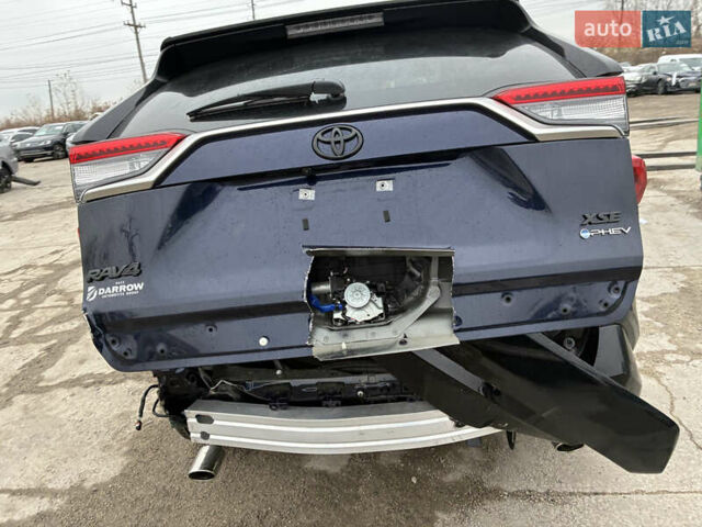 Синий Тойота RAV4 PHEV, объемом двигателя 2.5 л и пробегом 11 тыс. км за 32000 $, фото 1 на Automoto.ua