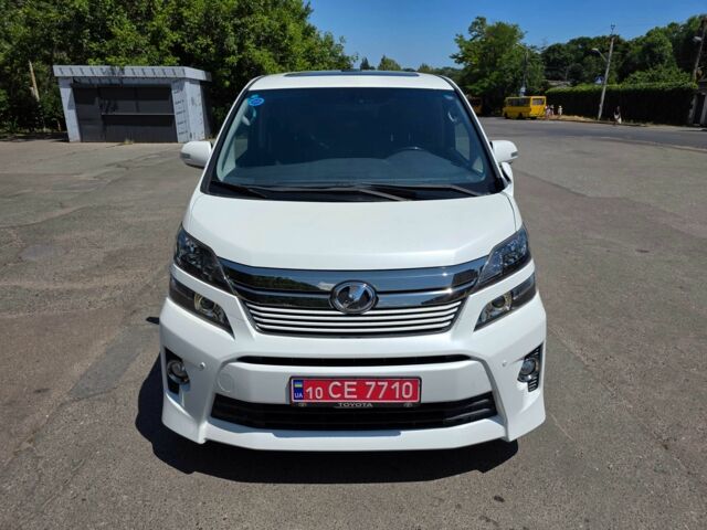 Белый Тойота Веллфаир, объемом двигателя 2.4 л и пробегом 84 тыс. км за 17900 $, фото 1 на Automoto.ua