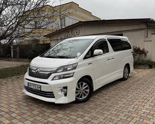 Білий Тойота Веллфаір, об'ємом двигуна 2.36 л та пробігом 69 тис. км за 23500 $, фото 1 на Automoto.ua