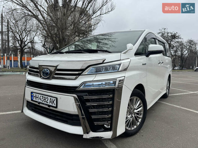 Белый Тойота Веллфаир, объемом двигателя 2.5 л и пробегом 54 тыс. км за 44900 $, фото 1 на Automoto.ua