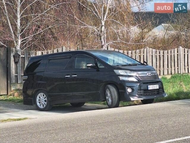 Черный Тойота Веллфаир, объемом двигателя 2.36 л и пробегом 130 тыс. км за 17400 $, фото 1 на Automoto.ua