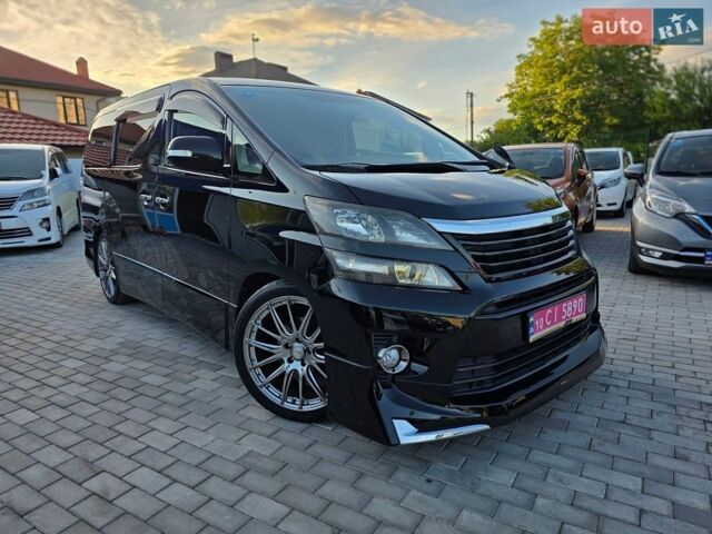 Черный Тойота Веллфаир, объемом двигателя 2.4 л и пробегом 82 тыс. км за 17300 $, фото 1 на Automoto.ua
