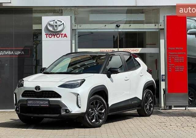 Белый Тойота Yaris Cross, объемом двигателя 1.49 л и пробегом 5 тыс. км за 33006 $, фото 1 на Automoto.ua