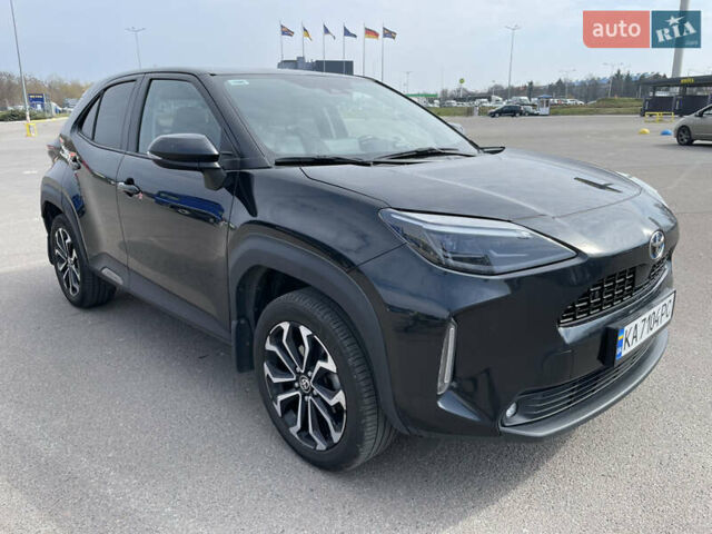 Черный Тойота Yaris Cross, объемом двигателя 1.49 л и пробегом 150 тыс. км за 21899 $, фото 1 на Automoto.ua