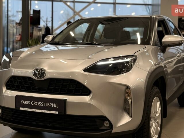 Тойота Yaris Cross, об'ємом двигуна 1.49 л та пробігом 0 тис. км за 29798 $, фото 1 на Automoto.ua