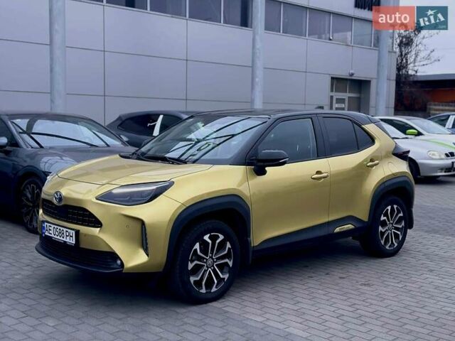 Жовтий Тойота Yaris Cross, об'ємом двигуна 1.49 л та пробігом 63 тис. км за 24900 $, фото 1 на Automoto.ua