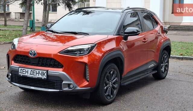 Оранжевый Тойота Yaris Cross, объемом двигателя 1.49 л и пробегом 62 тыс. км за 23999 $, фото 1 на Automoto.ua
