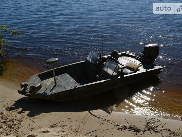 Жовтий лодка Трекер Tundra, об'ємом двигуна 0.09 л та пробігом 1 тис. км за 16000 $, фото 1 на Automoto.ua