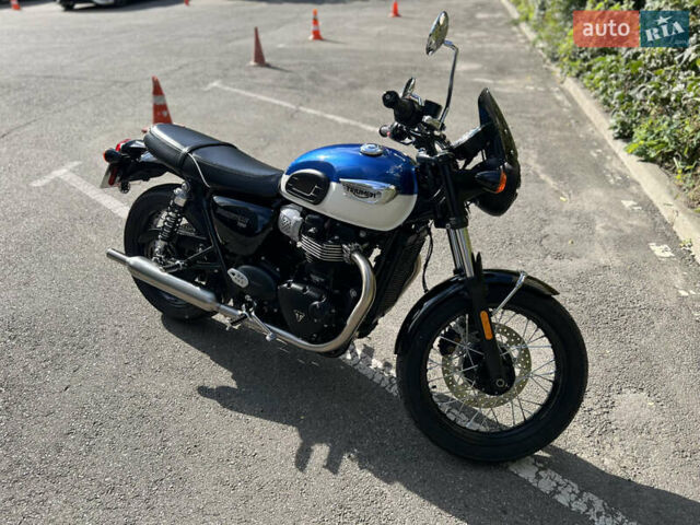 Черный Триумф Бонневиль, объемом двигателя 0.9 л и пробегом 1 тыс. км за 10900 $, фото 1 на Automoto.ua