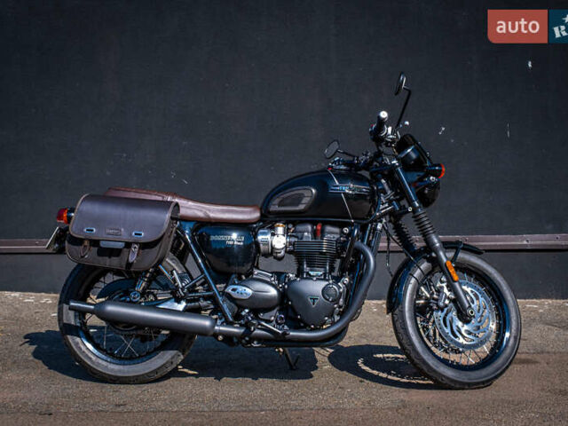 Черный Триумф Бонневиль, объемом двигателя 1.2 л и пробегом 9 тыс. км за 15500 $, фото 1 на Automoto.ua