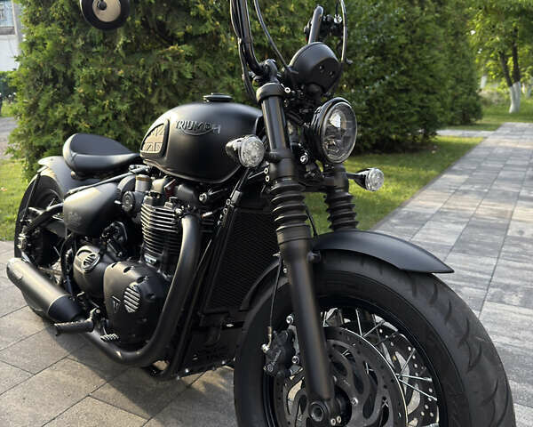 Черный Триумф Бонневиль, объемом двигателя 0 л и пробегом 6 тыс. км за 13200 $, фото 1 на Automoto.ua