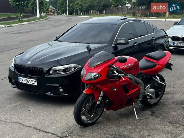 Красный Триумф Дайтона, объемом двигателя 1 л и пробегом 53 тыс. км за 4799 $, фото 1 на Automoto.ua