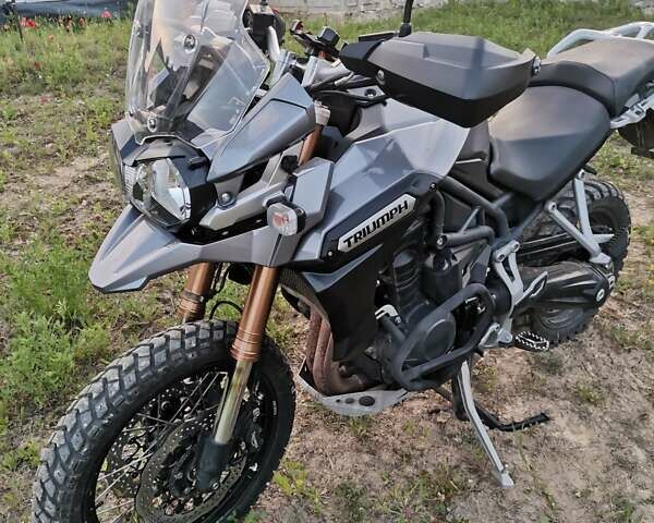 Триумф Тигр, объемом двигателя 1.2 л и пробегом 60 тыс. км за 8200 $, фото 1 на Automoto.ua