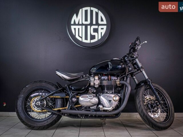 Черный Триумф Bobber, объемом двигателя 1.2 л и пробегом 8 тыс. км за 12500 $, фото 1 на Automoto.ua
