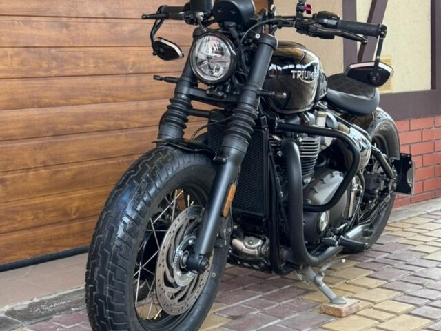 Тріумф Bobber, об'ємом двигуна 1.2 л та пробігом 19 тис. км за 16900 $, фото 1 на Automoto.ua