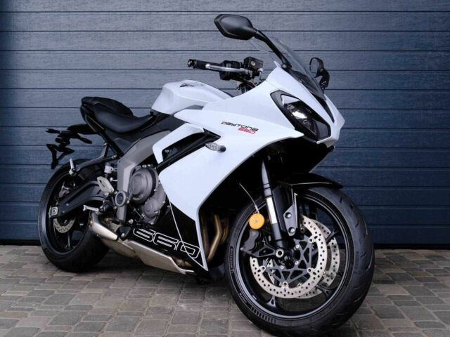 Триумф Другая, объемом двигателя 0.66 л и пробегом 0 тыс. км за 11500 $, фото 1 на Automoto.ua