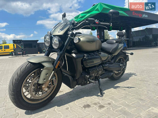 Триумф Rocket III, объемом двигателя 2.5 л и пробегом 5 тыс. км за 21999 $, фото 1 на Automoto.ua