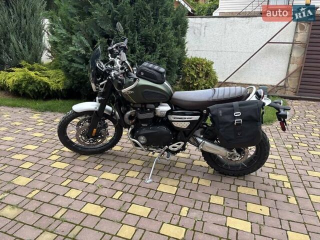 Зеленый Триумф Scrambler, объемом двигателя 1.2 л и пробегом 26 тыс. км за 12900 $, фото 1 на Automoto.ua