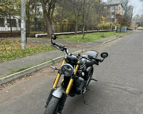 Чорний Тріумф Scrambler 400, об'ємом двигуна 0.4 л та пробігом 2 тис. км за 6500 $, фото 1 на Automoto.ua