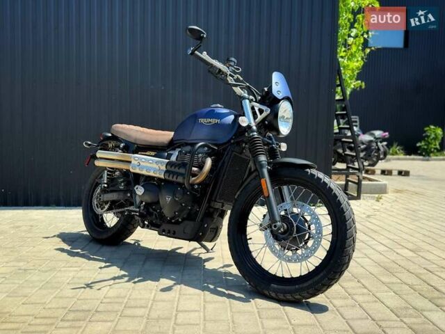 Синий Триумф Street Scrambler, объемом двигателя 0.9 л и пробегом 13 тыс. км за 10900 $, фото 1 на Automoto.ua