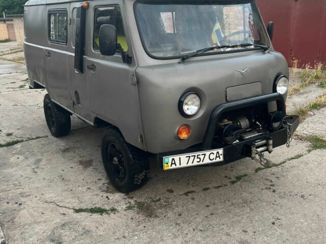 Серый УАЗ 2206, объемом двигателя 2.4 л и пробегом 30 тыс. км за 4200 $, фото 1 на Automoto.ua