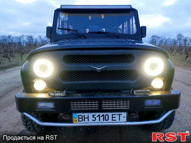 Черный УАЗ 3151, объемом двигателя 2.2 л и пробегом 30 тыс. км за 4050 $, фото 1 на Automoto.ua