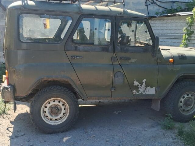Зеленый УАЗ 3151, объемом двигателя 2.9 л и пробегом 200 тыс. км за 2500 $, фото 1 на Automoto.ua