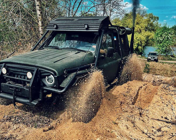 Зелений УАЗ 3151, об'ємом двигуна 2.8 л та пробігом 150 тис. км за 8500 $, фото 1 на Automoto.ua