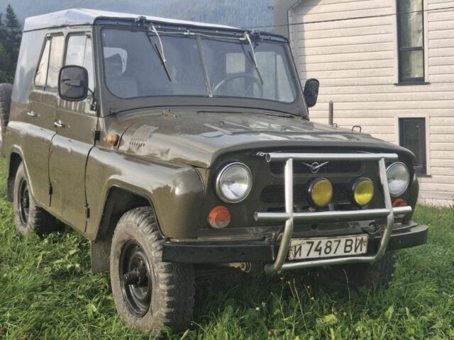 Зеленый УАЗ 31512, объемом двигателя 2.4 л и пробегом 40 тыс. км за 2300 $, фото 1 на Automoto.ua