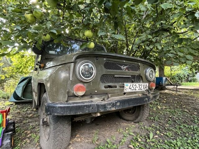 Зелений УАЗ 31512, об'ємом двигуна 2.4 л та пробігом 200 тис. км за 2700 $, фото 1 на Automoto.ua